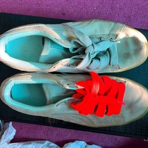 Classic pumas